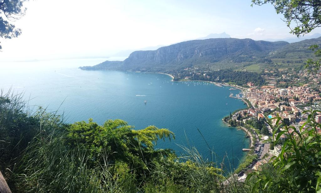 Appartamenti Del Borgo Garda  Exterior photo